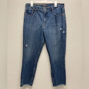 Abercrombie & Fitch A&F Mom jean Medium Wash size 32